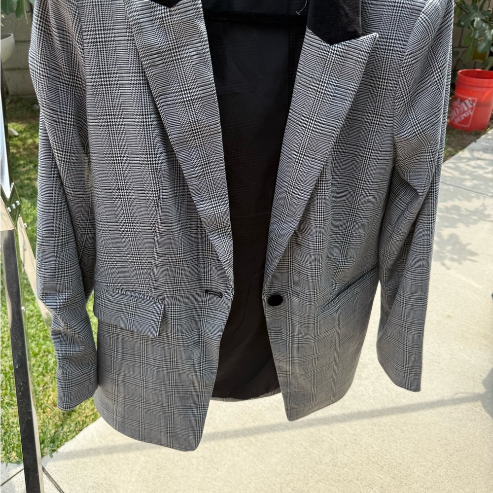 LOFT Houndstooth Plaid Blazer with Velvet Collar – Size 10